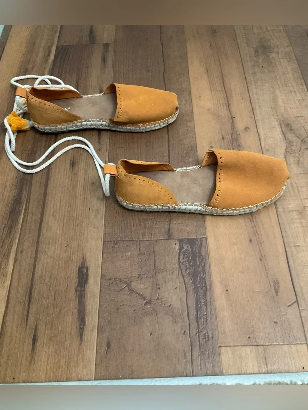 Tom's Shoes Katalina Saffron Suede Espadrille ankle lace up sandals SZ 7.5